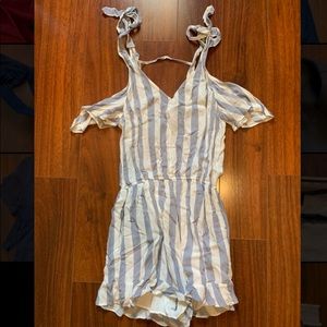 AMERICAN EAGLE STRIPED SUMMER ROMPER SIZE M
